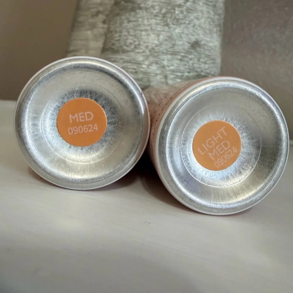 Jerome Alexander Airbrush Foundation + Applicator Set - Picture 2 of 8